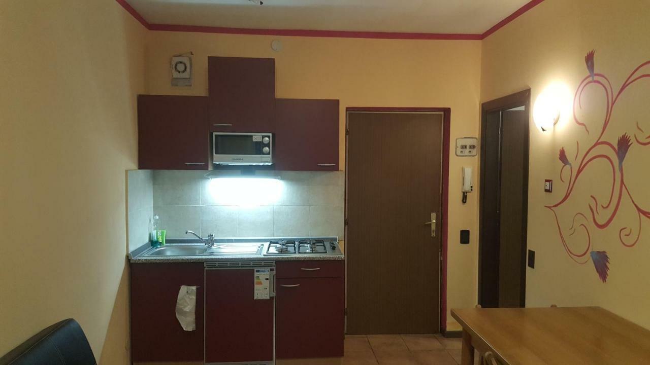 Miky Apartment-South Tyrol Мерано Экстерьер фото